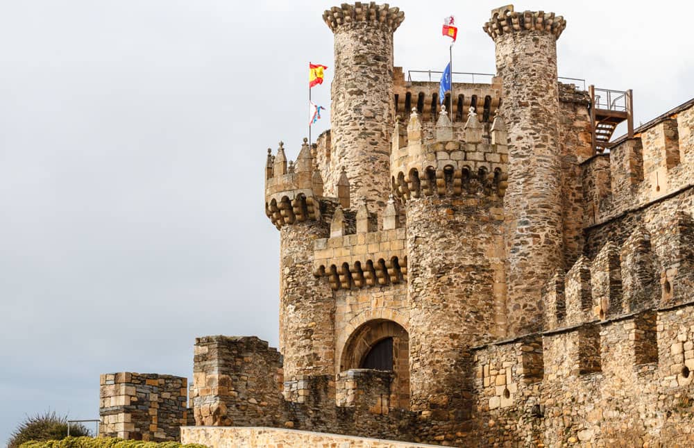 Ponferrada / por: Ramiro Albino