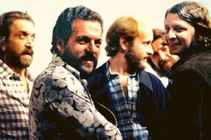 Les Luthiers, for export