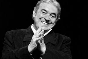 Alberto Cort&eacute;z, poes&iacute;a que sue&ntilde;a