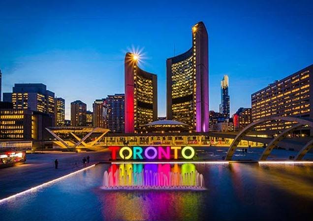 Canada-Latina-Toronto-1