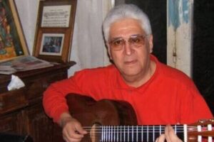 Jorge Vi&ntilde;as, nombre art&iacute;stico y celebraci&oacute;n