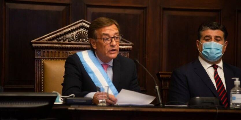 608d5d20a9c66_905_510!