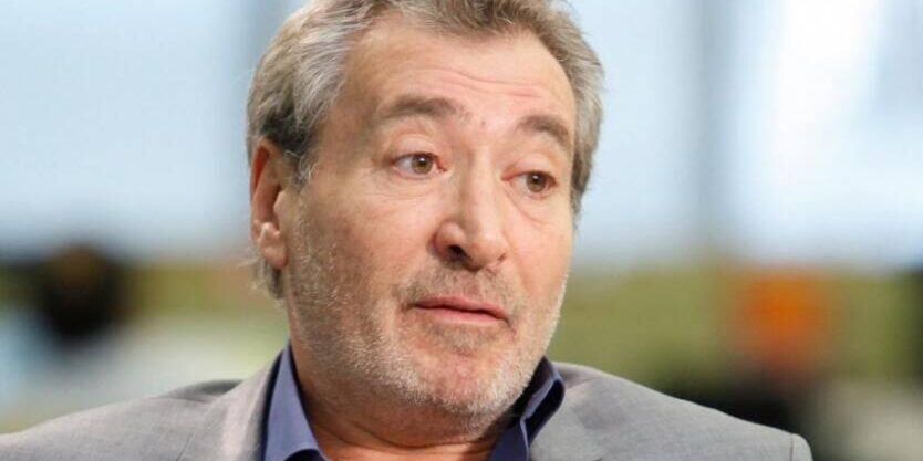 5de0772a46435_905_510!