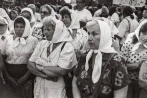 Las cenizas 13... Los tiempos de estudiante / por: Luc&iacute;a Isabel Briones Costa