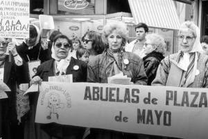 Las cenizas 12... Los opuestos se atraen / por: Luc&iacute;a Isabel Briones Costa