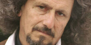 LA PLATA MAYO 2004JORGE MARZIALI PARA SU DISCO PADENTRANO