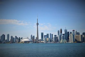 El D&iacute;a del Trabajador en Canad&aacute; / por: Rodrigo Briones