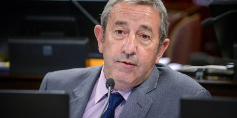 juliocobos_1000_1100