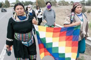 Y la tierra lloró / por: Lucía Isabel Briones Costa
