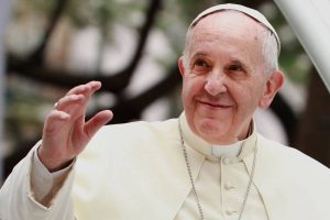 Vaticano: Papa Francisco, "la gente paga sobre la propia piel la locura de la guerra"