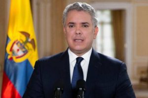 Colombia: uribismo arroja munici&oacute;n gruesa para evitar el triunfo de Petro