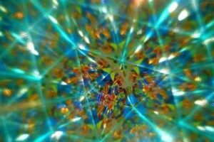 Caleidoscopio, novela (cuarta parte) / por: Luc&iacute;a Isabel Briones Costa