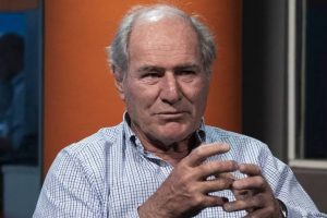 Cuando las paralelas se tocan / por: Horacio Rovelli