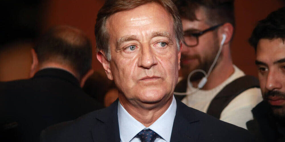 1662052533595Rodolfo Suarez