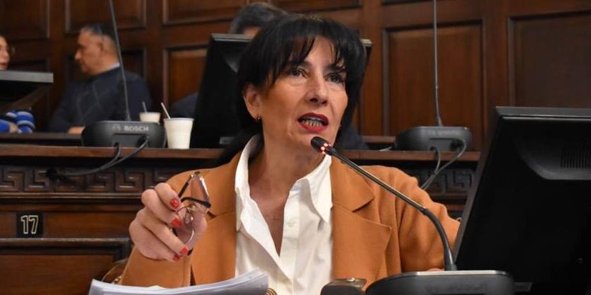 3acd5ada-5233-4c21-a2f9-04140316a8b3