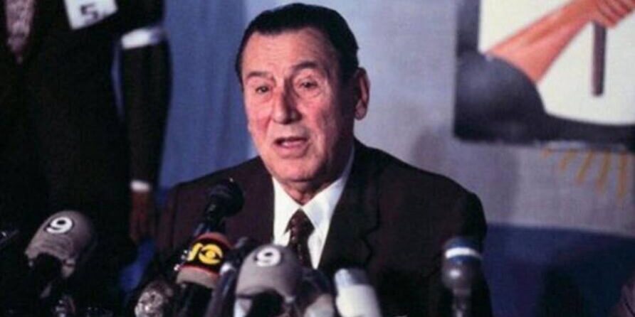 00Peron-en-1974-1024×576