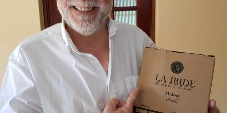 4f045db2-2fc2-4c9f-bcce-1ff6d973472b-768×1024