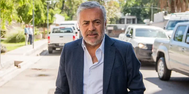 alfredo-cornejo-inauguracion-area-oncologica-hospital-centraljpg