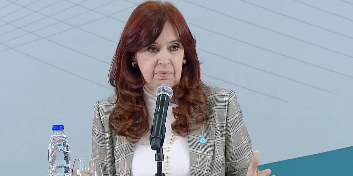 e1fb43cf-fea7-4f68-9c64-24488c9b2491_16-9-discover-aspect-ratio_default_1102045