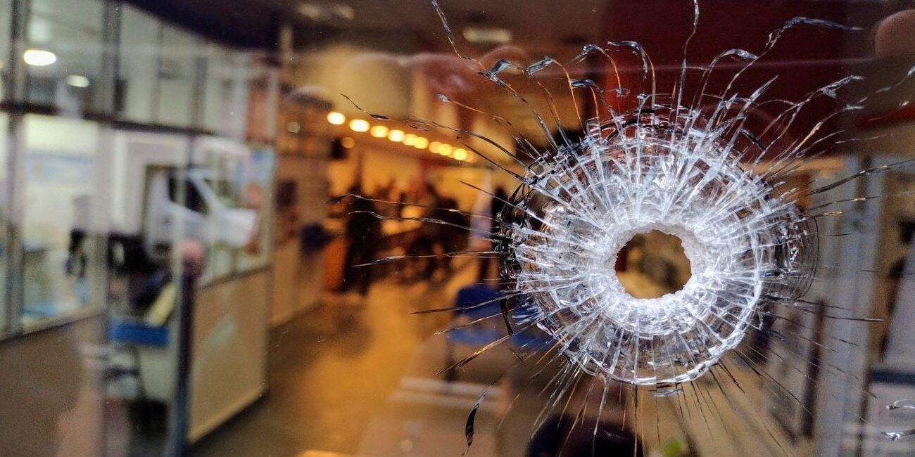 kzcrUj-lW_1300x655__1