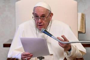Vaticano: Francisco "nuestros gobiernos no pueden ser cómplices de instigar la ludopatía"