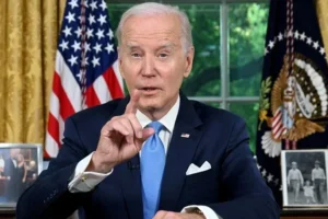 EE. UU.: Trump promete "la deportaci&oacute;n m&aacute;s grande en la historia"