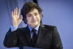 Oro por espejitos / por: Horacio Rovelli