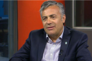 Cornejo... contaminación, vecinos de Corralitos siguen inundados de residuos cloacales