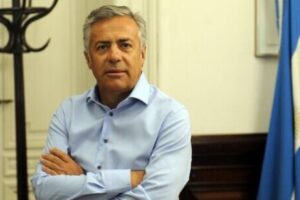 Cornejo... la Ley de Glaciares causar&aacute; el "desmantelamiento de las reservas de agua"