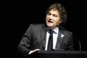 Modernizaci&oacute;n laboral, una ofensiva reaccionaria / por: Hugo A. Castro