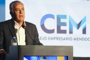 Cornejo... empleados de comercio con acuerdo salarial, cu&aacute;nto cobrar&aacute;n en abril