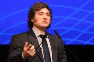 Milei... la ins&oacute;lita declaraci&oacute;n jurada del troll que le debe casi U$S 80.000 al Naci&oacute;n