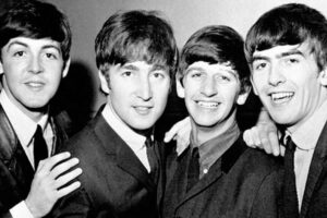 Anochecer de un día agitado en el ADN de Los Beatles / por: Jorge Garacotche