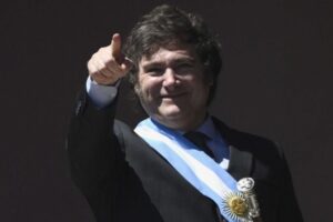 Negocio para pocos / por: Horacio Rovelli