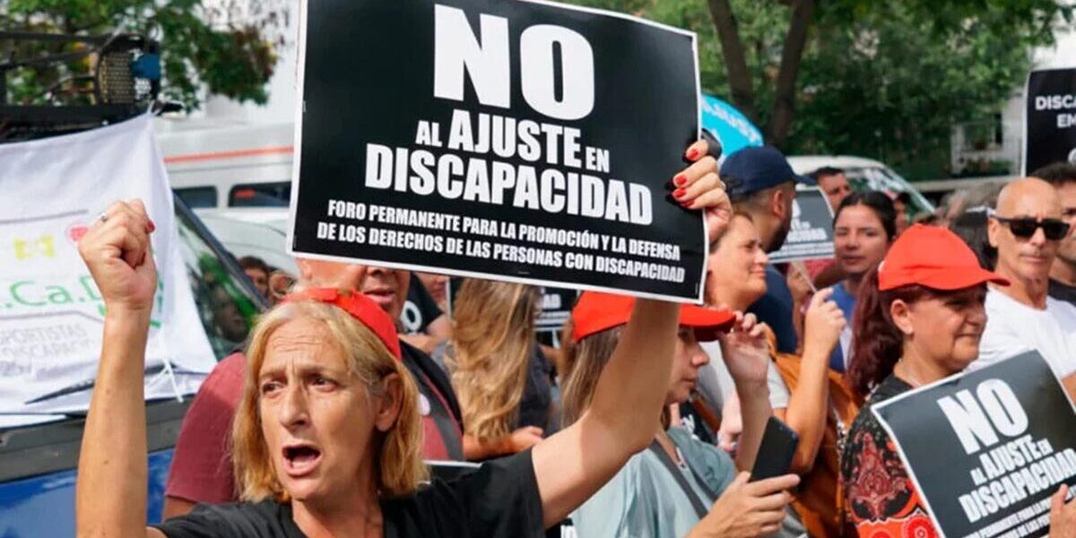 Foto_20240529_protesta-discapacidad-prensa
