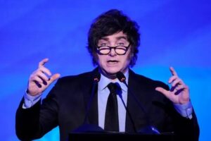 Milei... la venta minorista cay&oacute; 3,2 % en abril y todo empeor&oacute; para el 40 % de las pymes