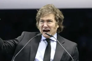 Milei... terminó el velorio que reunió a un millón de seguidores en Avellaneda