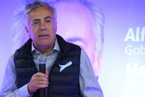 Cornejo... otro tarifazo en el boleto, desde el 13 de julio rozar&aacute; los 1.700 pesos
