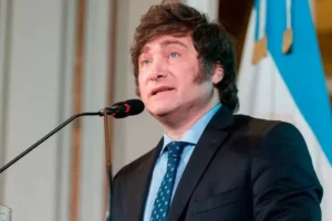 Milei... &ldquo;desalojo econ&oacute;mico&rdquo;, una de cada cuatro familias no puede pagar el alquiler