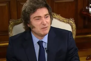 Milei... su propuesta de ley de Defensa de la Soberanía, plagada de trampas