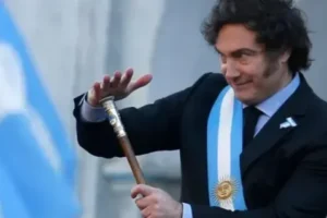 Milei... la ESI sigue viva, pese a los ataques de Casa Rosada