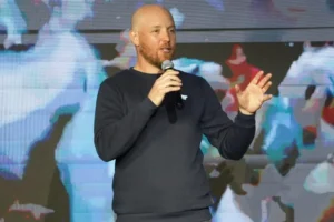Allasino... contra Zona Fría "el show de los subsidios nos llevó al estado actual"