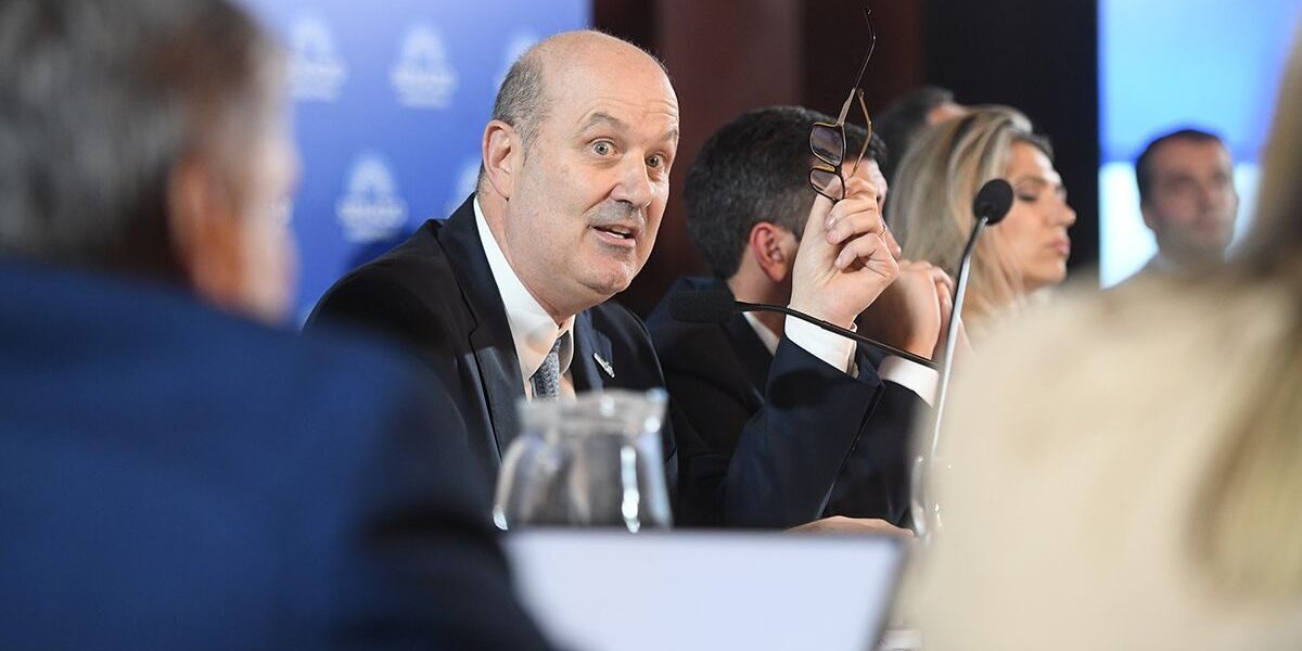 STURZENEGGER-CIERRE-PLENARIA-ASUNTOS-CONST-2-Santiago-Pezzini-Comunicacion-Institucional-Senado-4