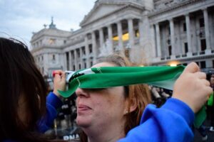 La oposición logró dictamen para tratar la emergencia nacional en violencia de género