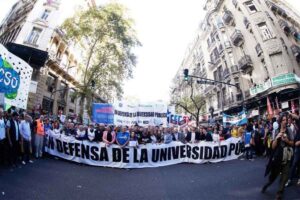 Fracasó la paritaria universitaria, los gremios llaman al paro y a la quinta marcha