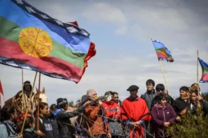 Los "mapuche" de Malargüe 2, y las burlas de Jofré a una jueza / por: Carlos Benedetto