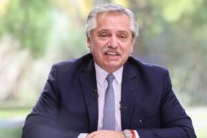 Alberto Fernández volvió a enfrentar a Cristina "si le hacía caso, Argentina estallaba"