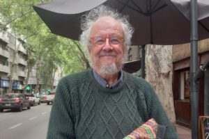 Entrevistas Latinocracia: Vicente Armando, porque la poes&iacute;a encuentra su espacio
